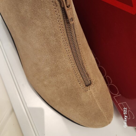 Aerosoles "Allowance" Tan Suede Wedge Booties. NIB. Size 8.5 - Picture 3 of 13